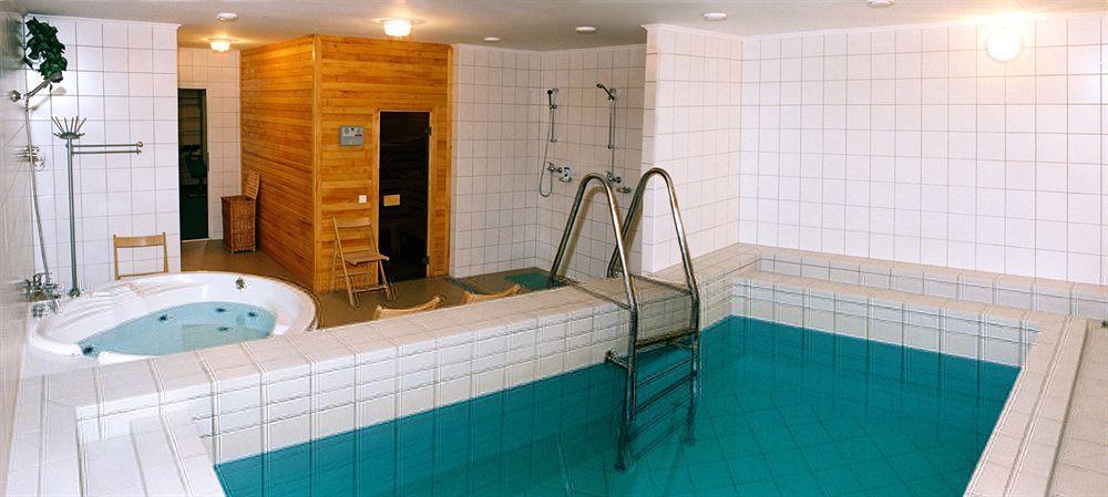 Mariot Medical Center Hotel Truskavets Exteriör bild