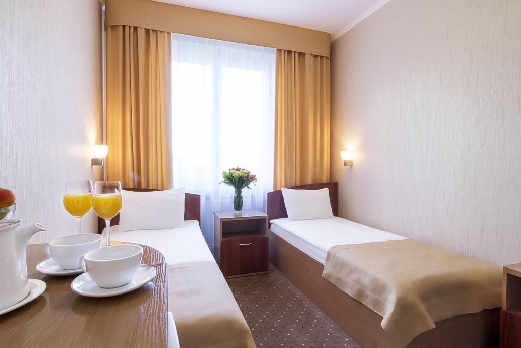Mariot Medical Center Hotel Truskavets Exteriör bild
