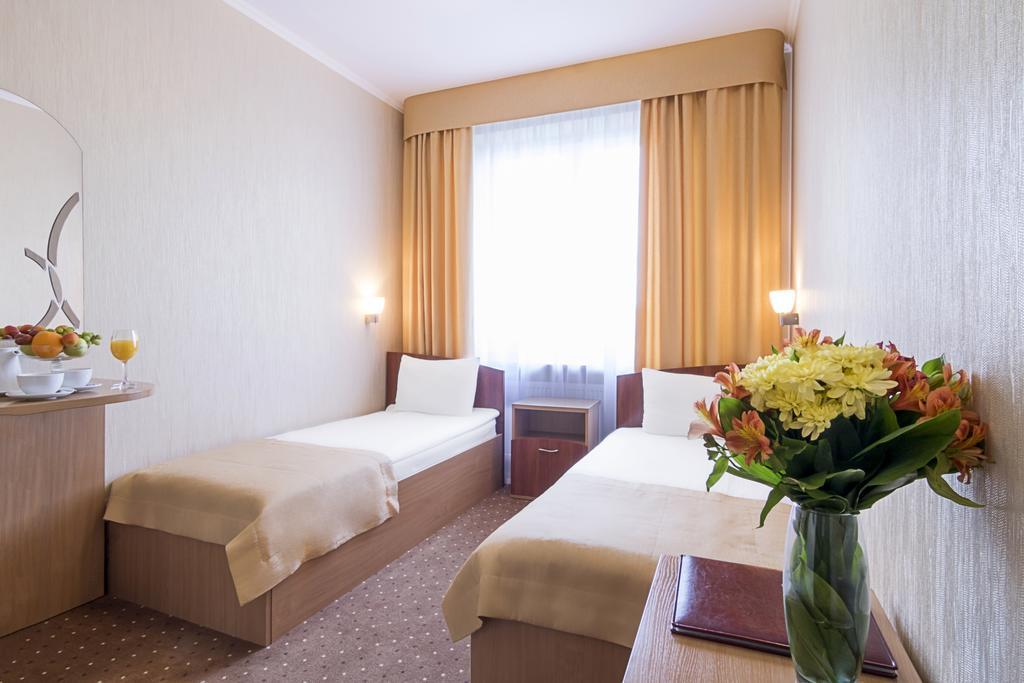 Mariot Medical Center Hotel Truskavets Exteriör bild