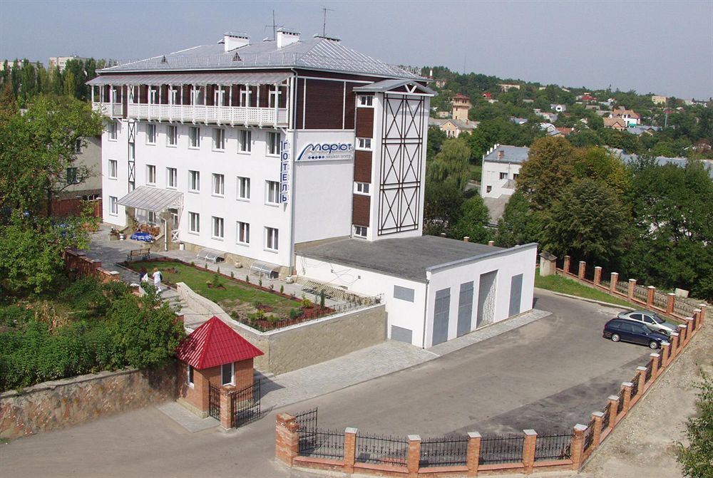 Mariot Medical Center Hotel Truskavets Exteriör bild